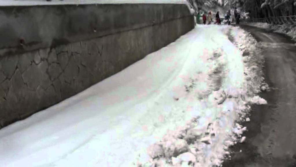 SANT'AGATA DI PUGLIA 4 FEBBRAIO 2012  ANCORA NEVE