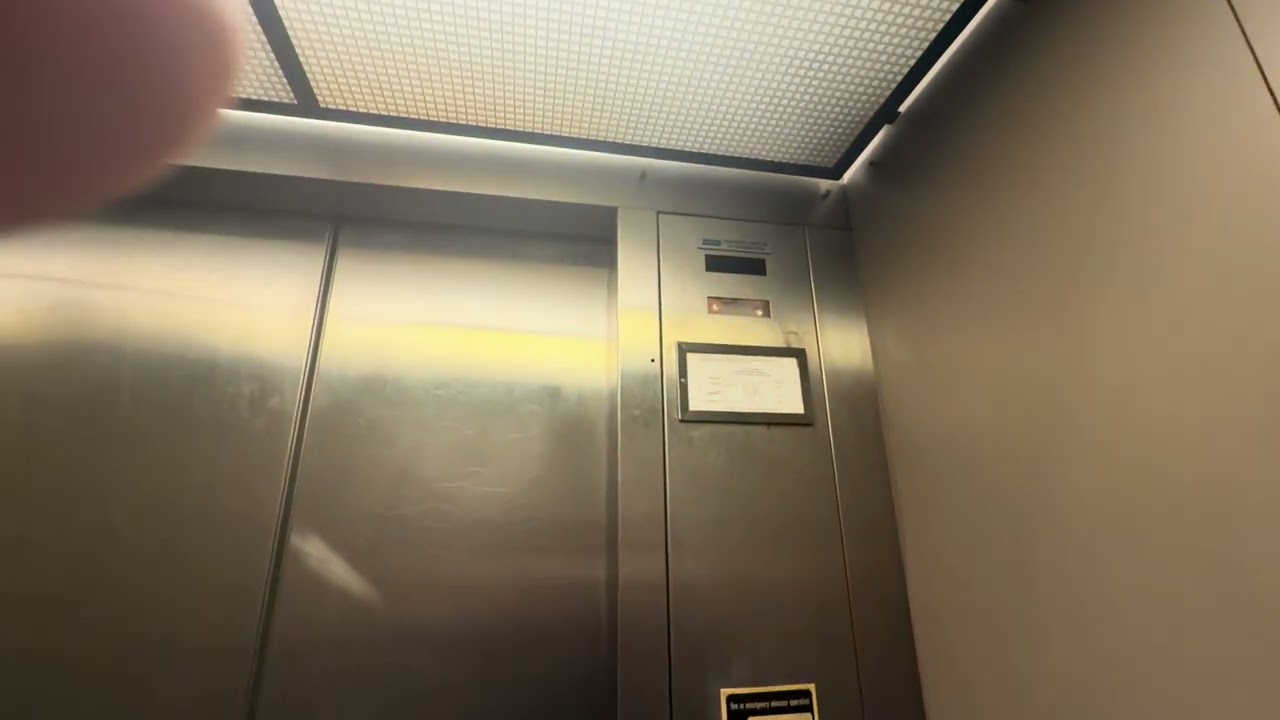 Dover Hydraulic Elevator at 27001 Moulton Pkwy, Aliso Viejo CA