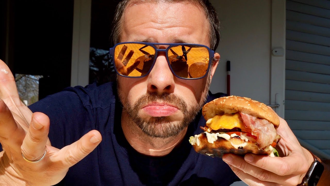 Karant&eacute;nburger MŰH&Uacute;SB&Oacute;L: Jobb, mint az igazi?