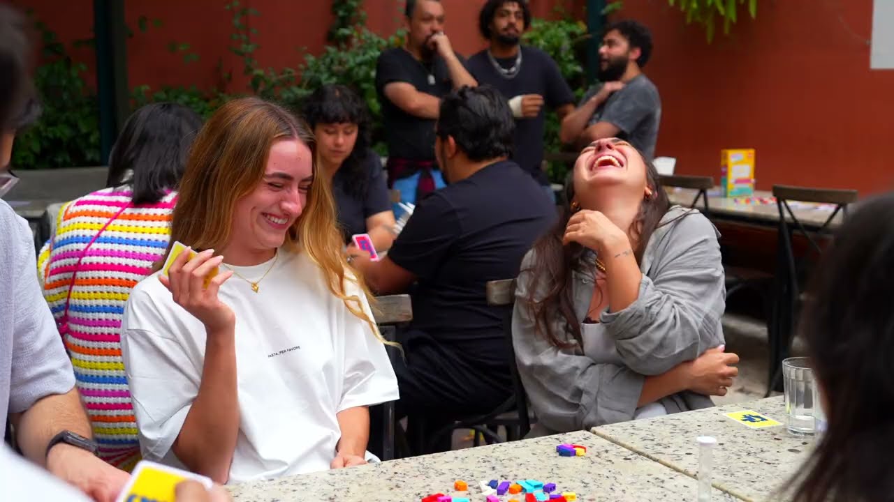 Lançamento BRICK LIKE THIS! | asmodee