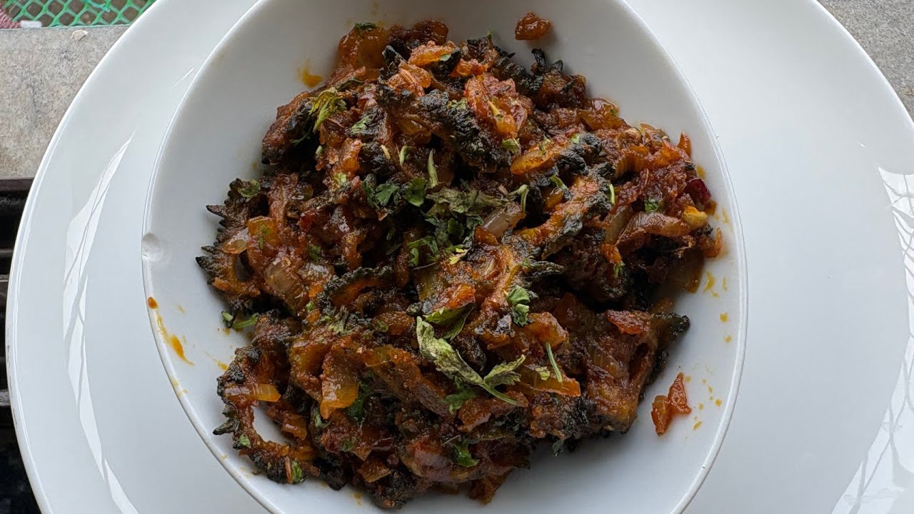  Bina kadwahat ke Chatpati masaledar Karela Ki Sabji | Bitter gourd onion #karelasabzi #karelarecipe