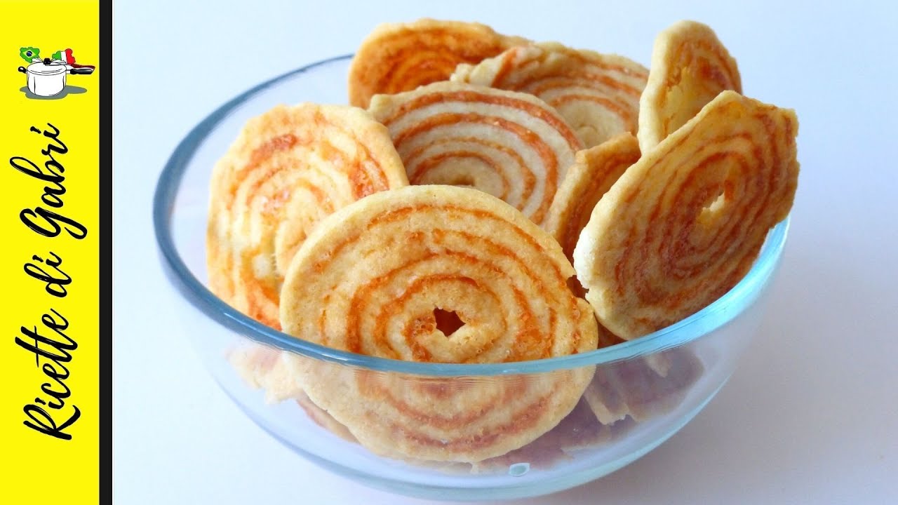 PIU' BUONI DELLE PATATINE FRITTE e Senza Friggere!  Ricetta Biscotti salati o medaglioni di Gabri