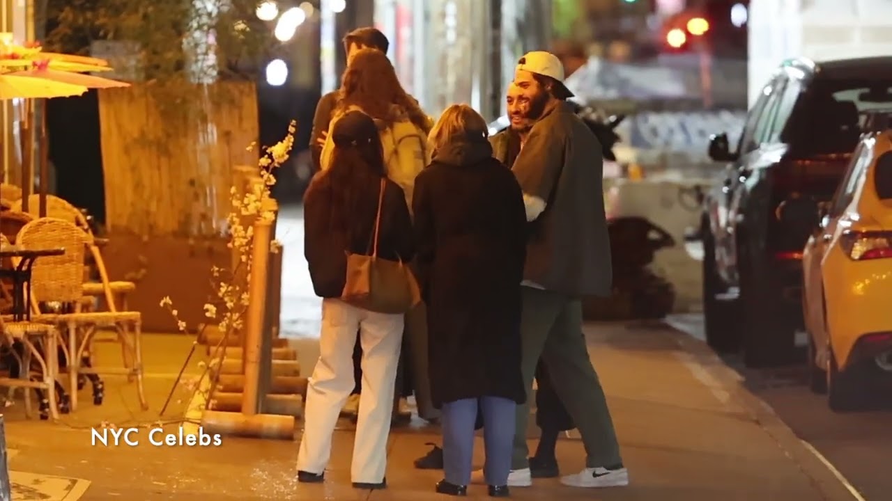 Date Night, Zoe Kravitz out with rumored new boyfriend Noah Centineo in Soho, NYC