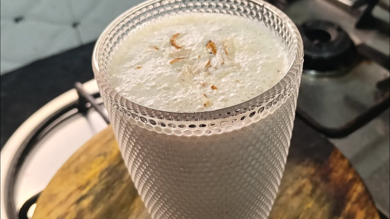 Banana shake banana shake recipe banana smoothie banana shake kaise banaen.