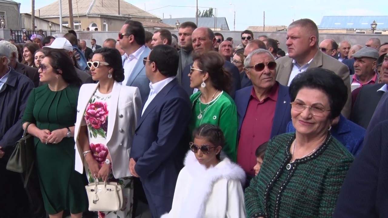 Խոնարհումից հառնում