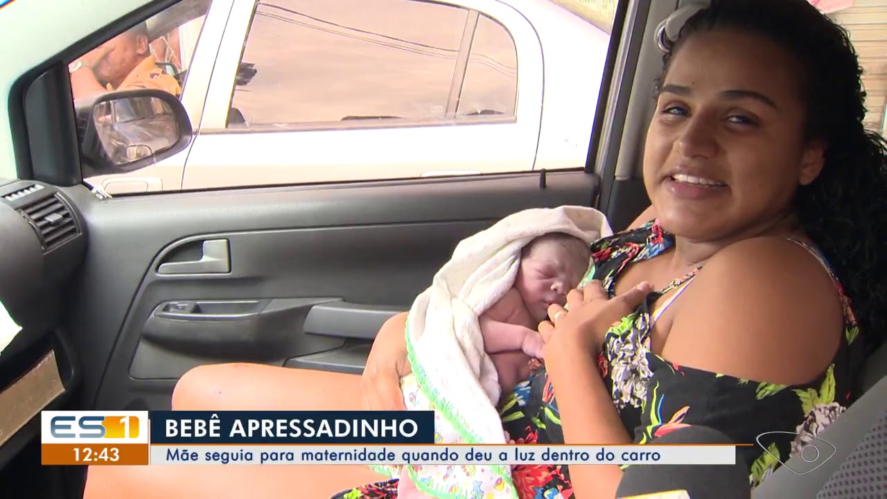 Mulher entra em trabalho de parto e beb&ecirc; nasce dentro de carro, em Cariacica, ES
