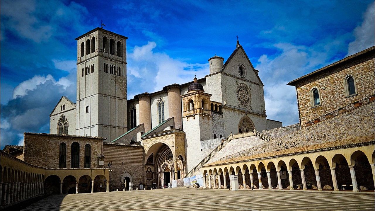 유럽여행 DAY 08 / 평화롭고 아름다운 이탈리아 소도시 아시시 도보투어 입니다. 4K