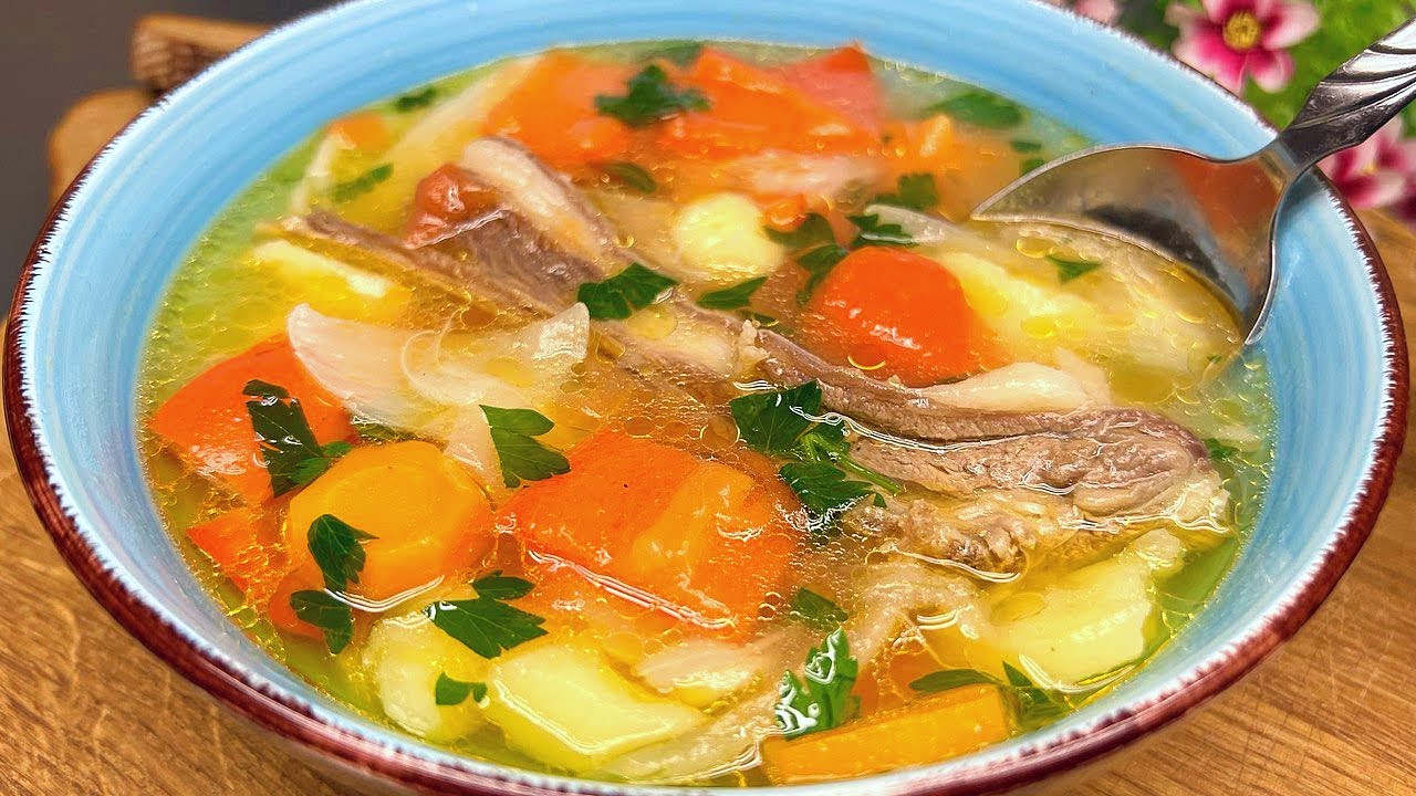 Eine sehr leckere und herzhafte Suppe, von der jeder mehr m&ouml;chte! Schnelles Rezept!.