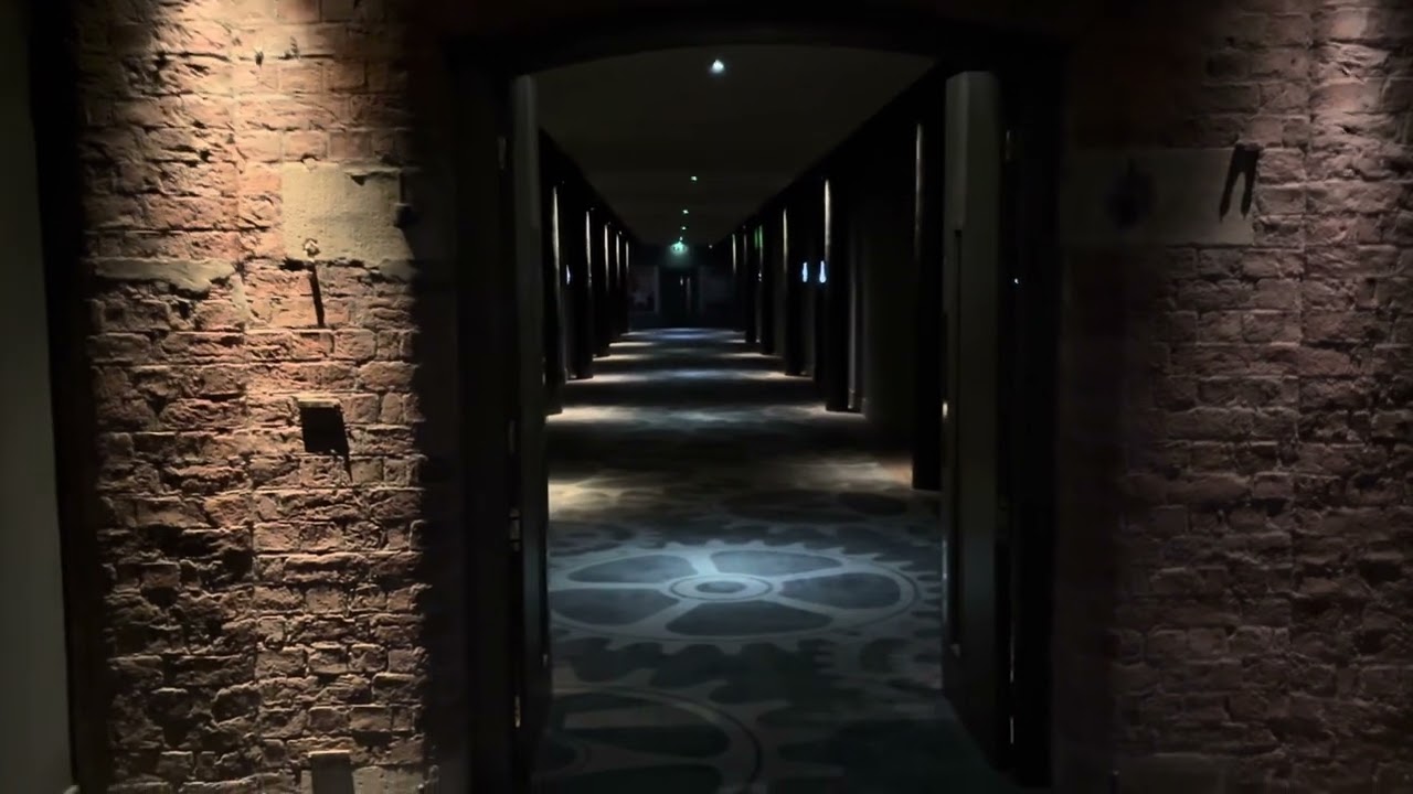 A Quick Look At The Titanic Hotel, Liverpool