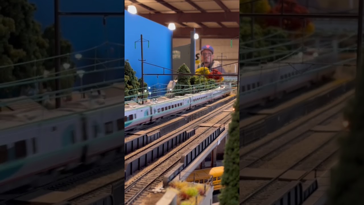 Ho Scale Amtrak Acela