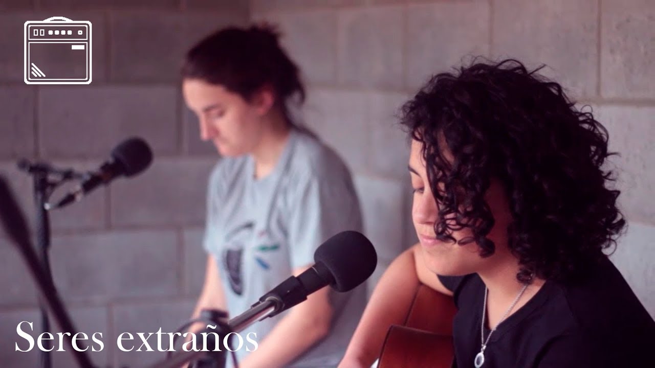 Seres extraños - Luchi Roberto y Magui Lemos Arias (Cover perotá chingò)