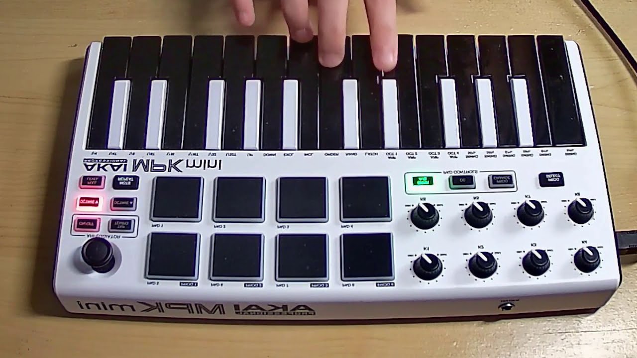 Sweet Dreams - EURYTHMICS : (cover-Akai mpk mini )