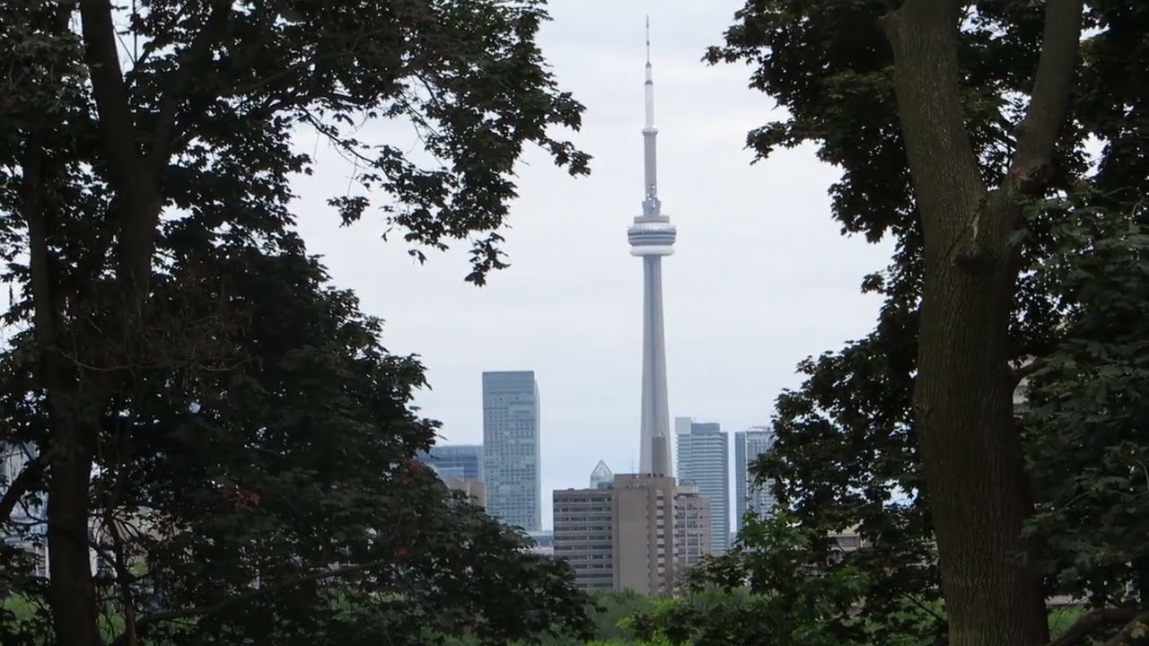 Casa Loma gardens