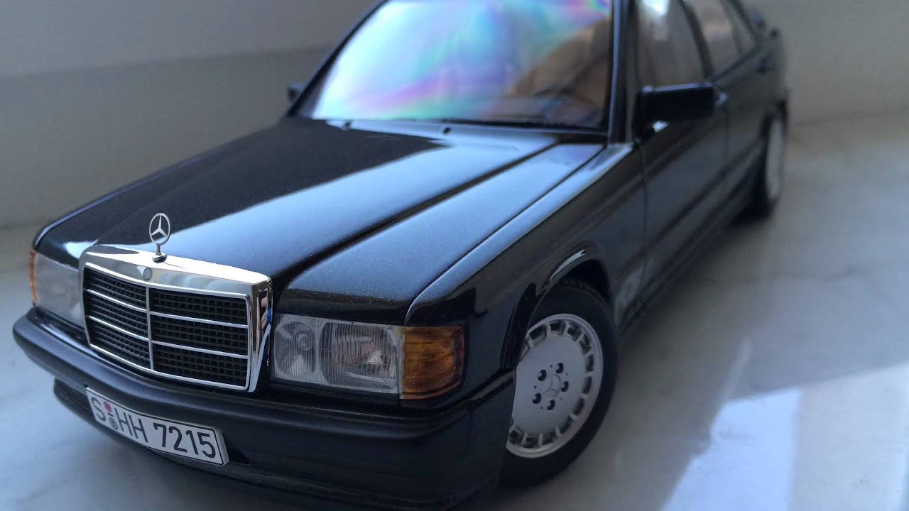 Mercedes-Benz 190 2.3 Black 1:18 Autoart Diecast model car