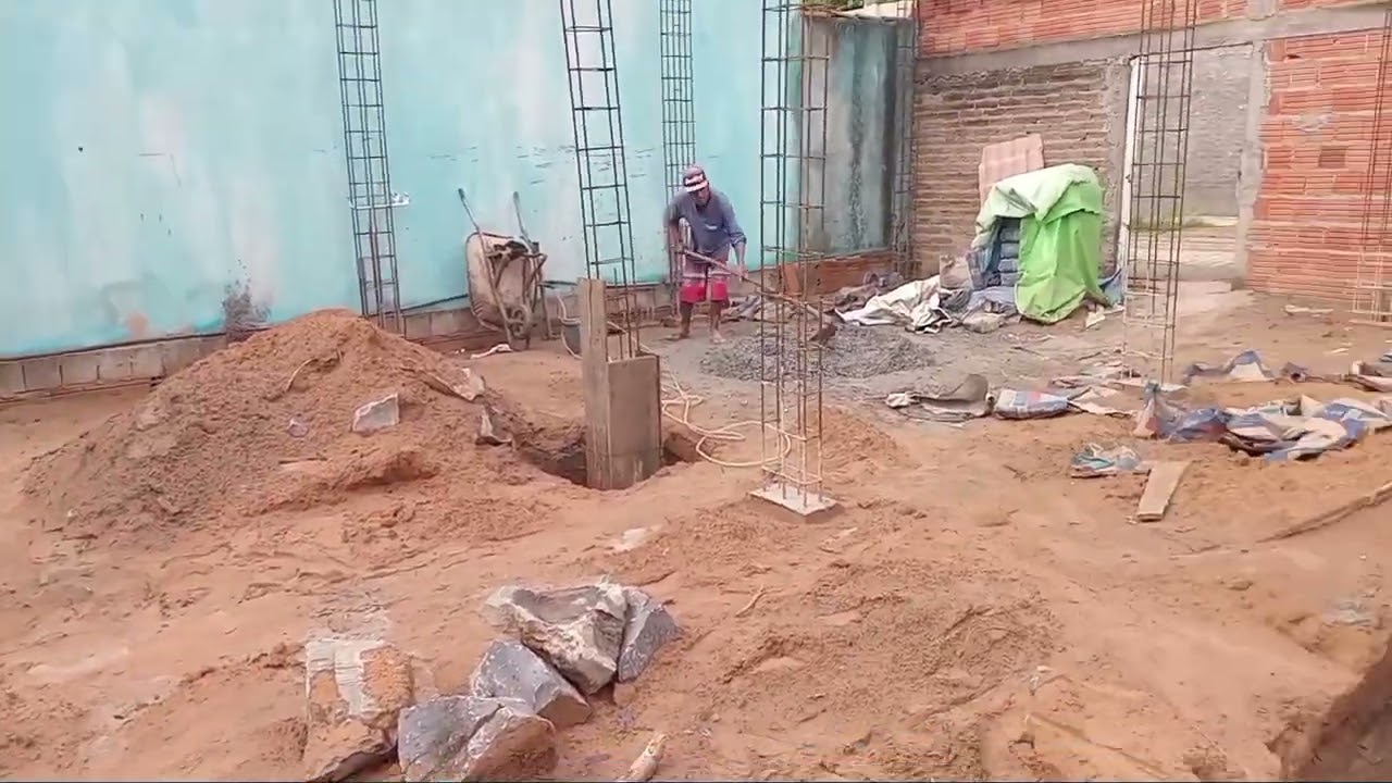 Como é preparado uma base Baldame pra um sobrado 🤔#construcaocivil #obra #fyp #viral 