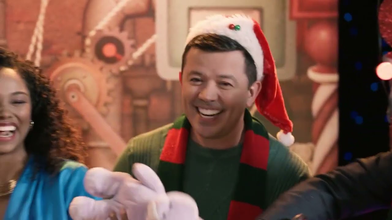 En el 2024 encontrémonos con las buenas historias. 💜🎄 ¡Felices fiestas!