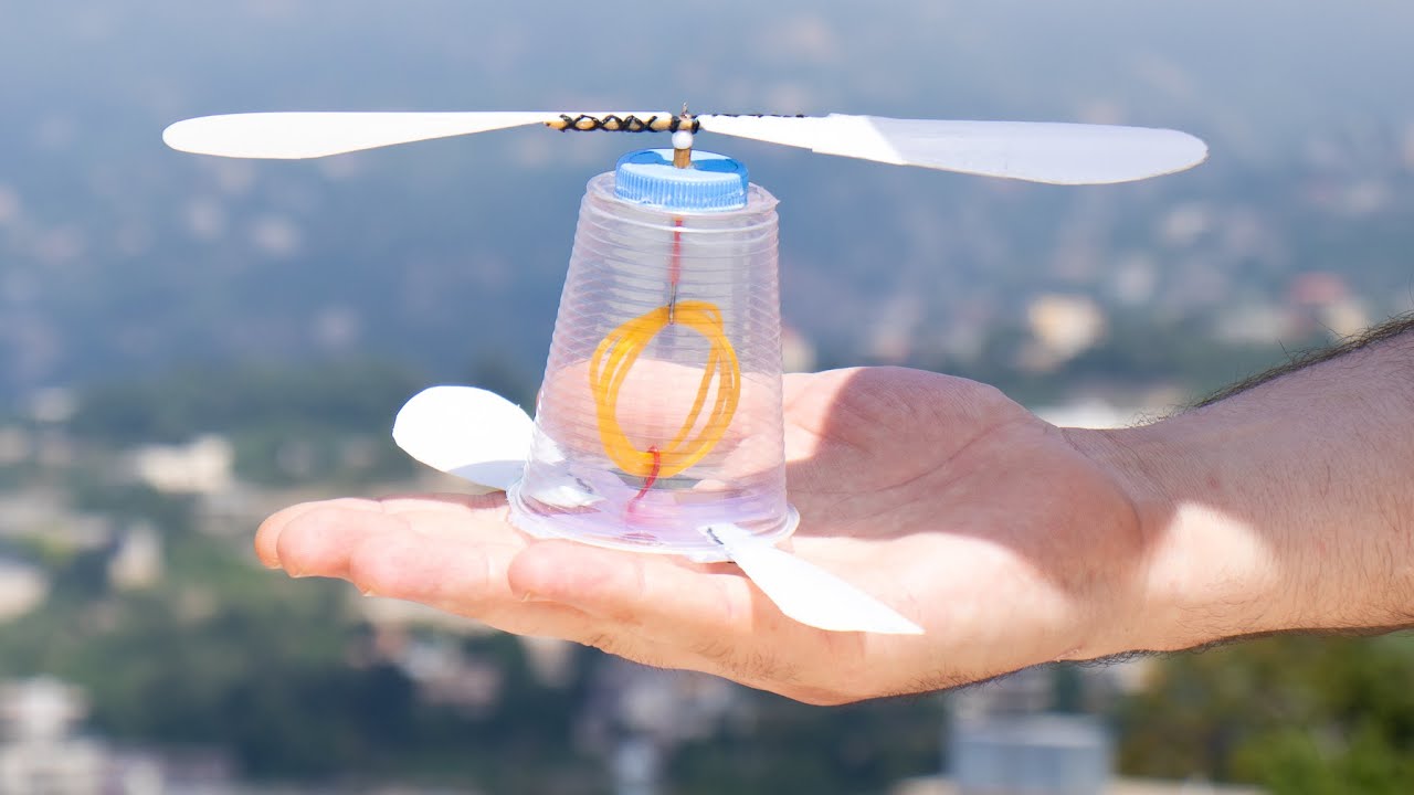 طريقة صنع طائرة سهلة جدا وبدون محرك ... How to Make Very Easy Airplane Without Motor