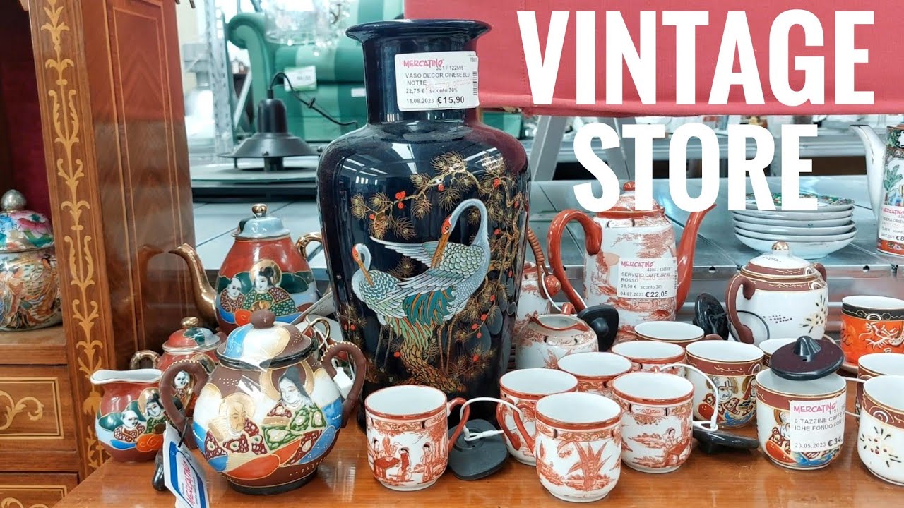 Beautiful Vintage Home Decor Shopping at Flea Market. Thrifting in Milan, Italy.