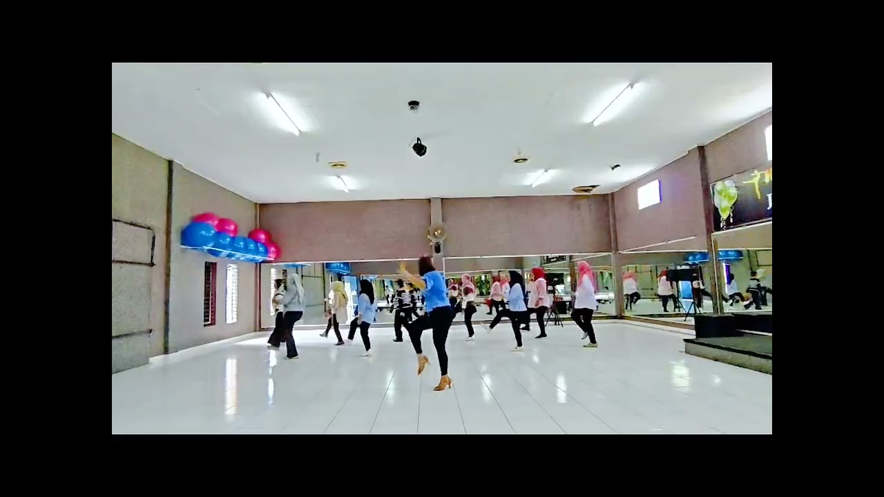 Get on The Floor dj Eastside || Line Dance || Choreo @bienzybiondi7104 