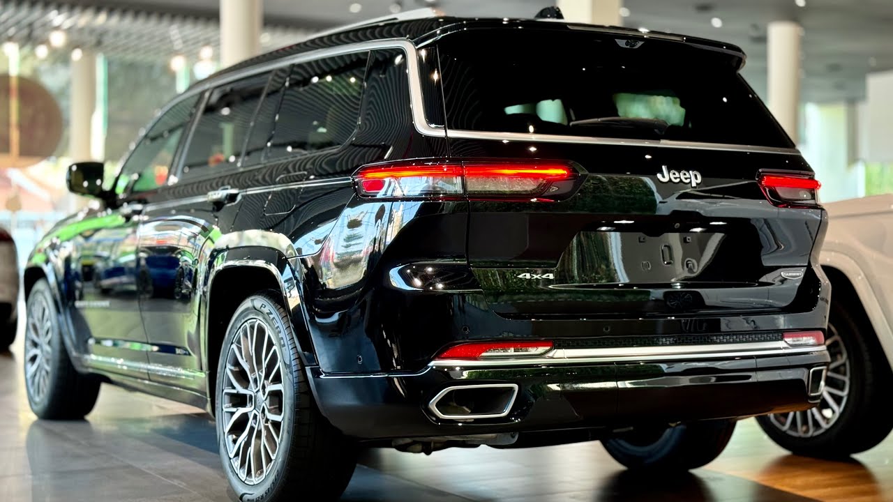 2024 Jeep Grand Cherokee Summit L: Impressive SUV!