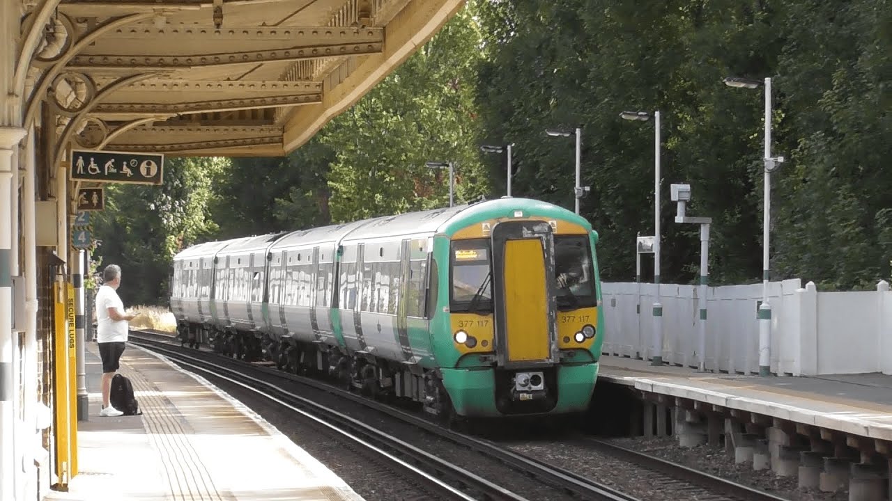 Servizi Ferroviari nella grande città metropolitana di Londra