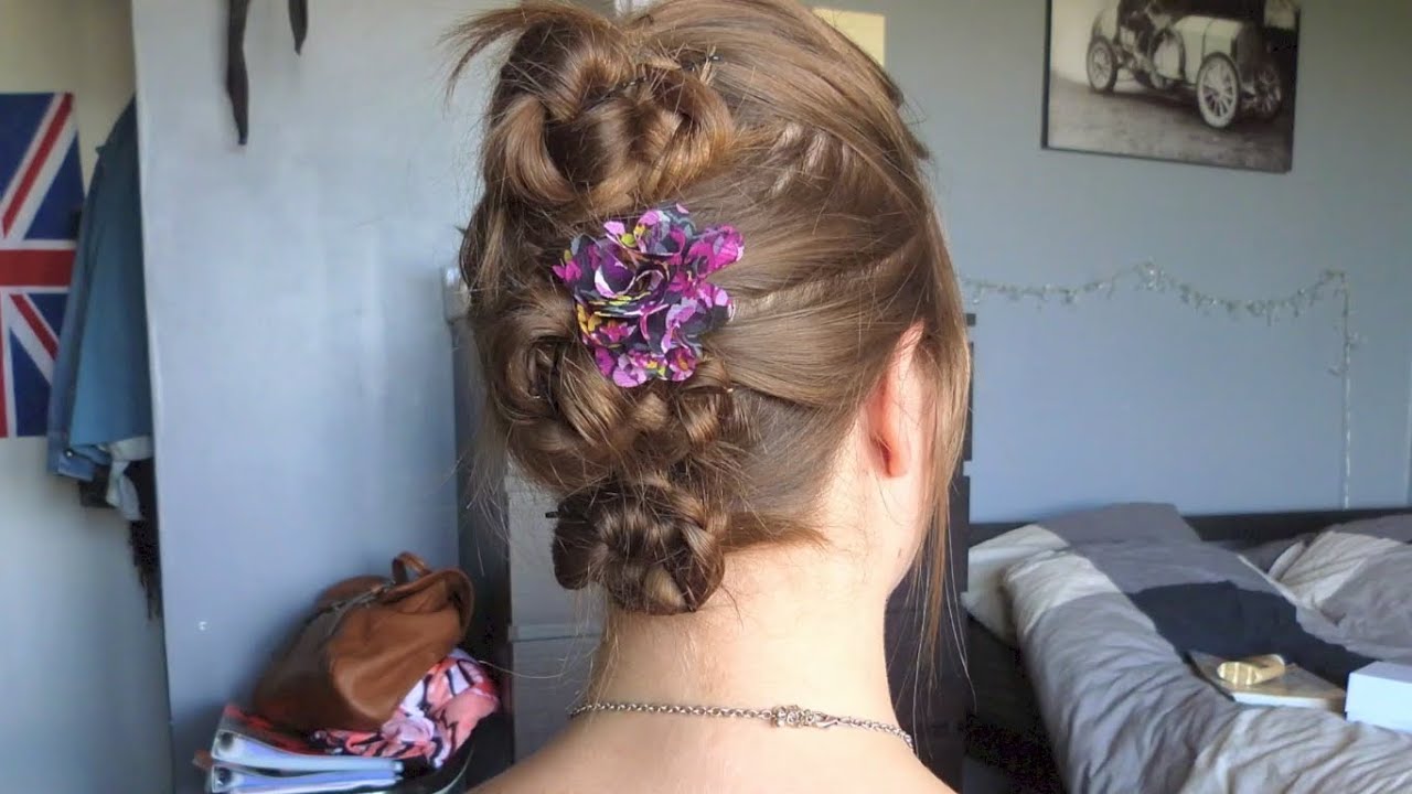 [ Tutoriel Coiffure n°16 ] : Chignon fleuri pour cet été !