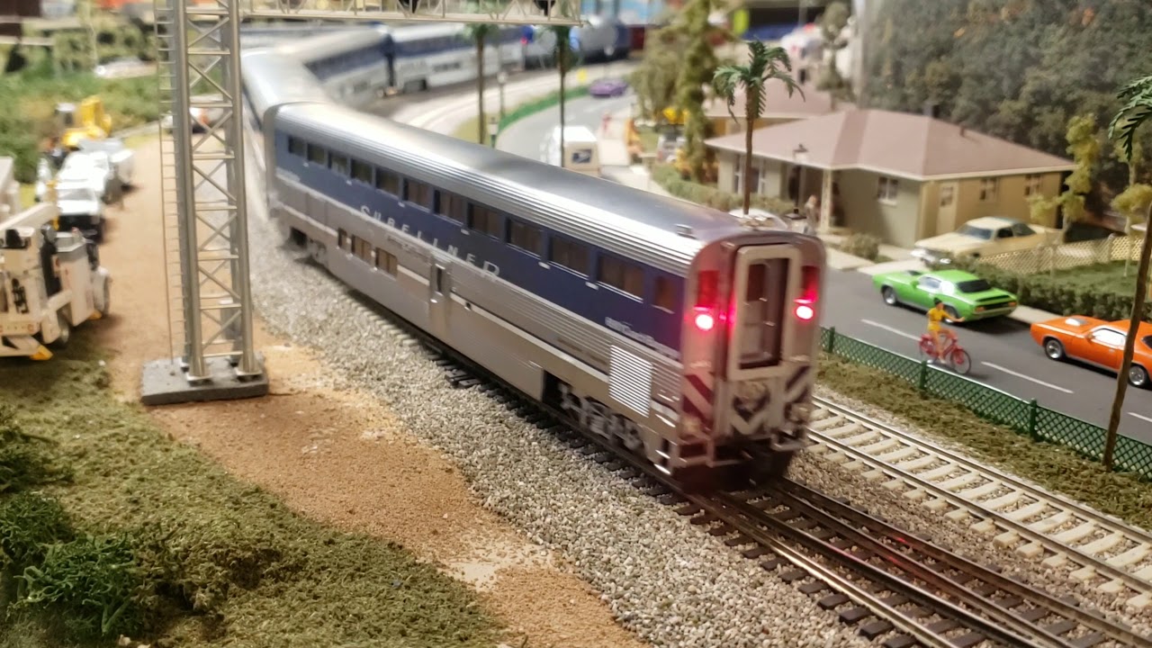 AMTRAK PACIFIC SURFLINER WITH THE NEW SIEMEN CHARGER