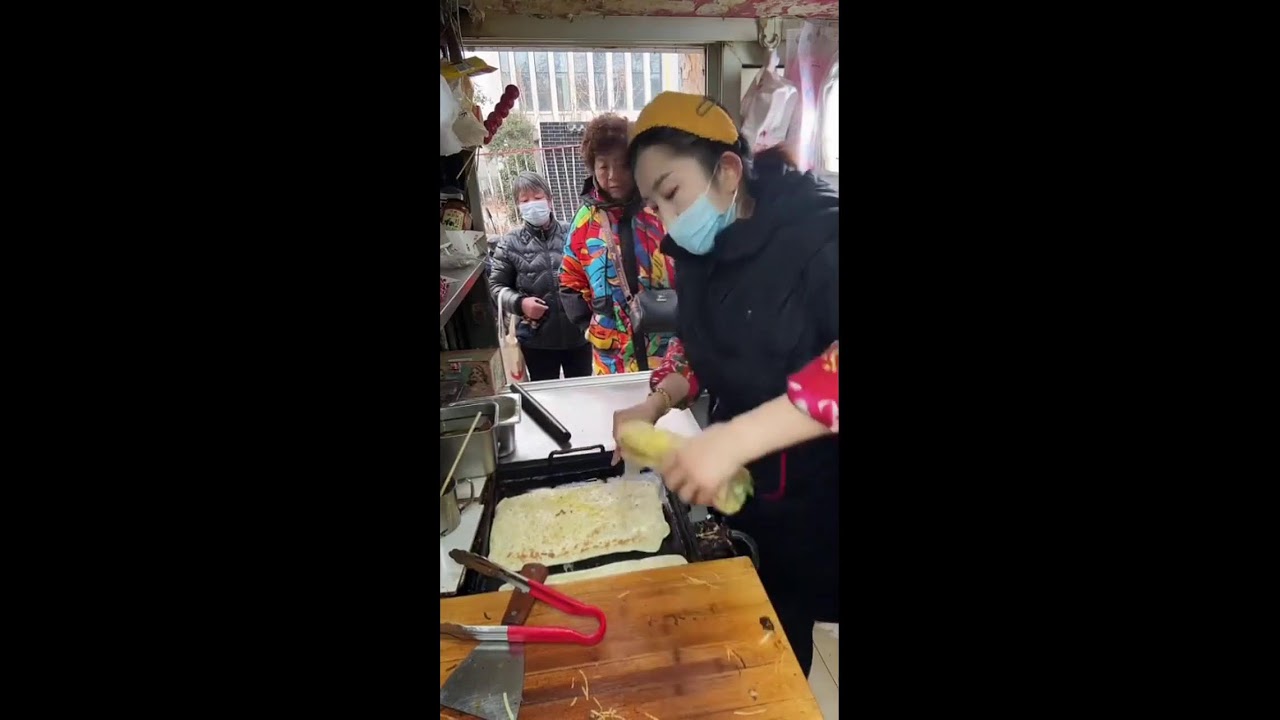 Street Food Livestream | Third-Person View of Egg Pancake Prep | Ambient Sounds