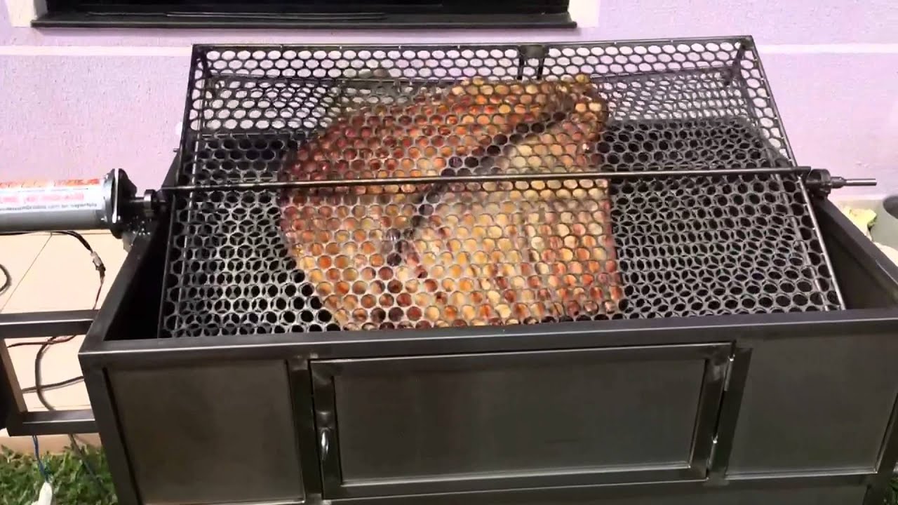 Churrasqueira à carvão com grelha Giratória elétrica