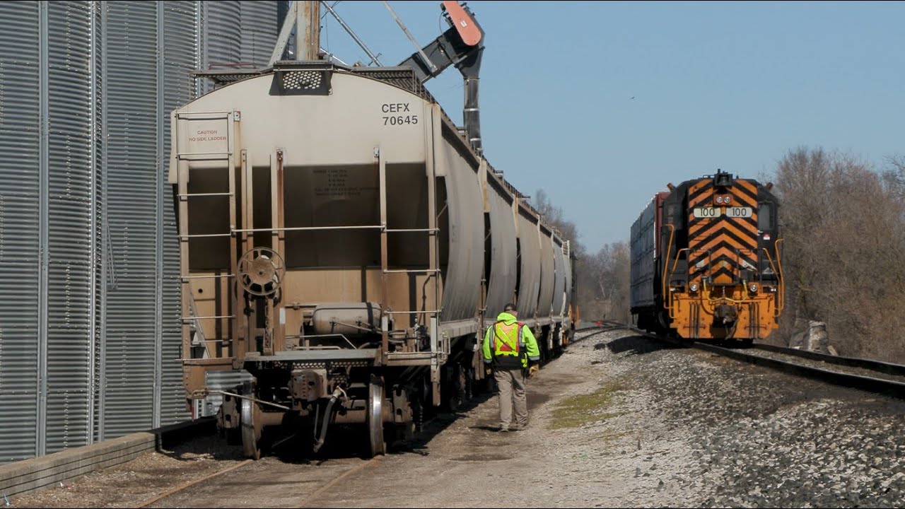 Following Every Movement of a Single Railcar (4K)