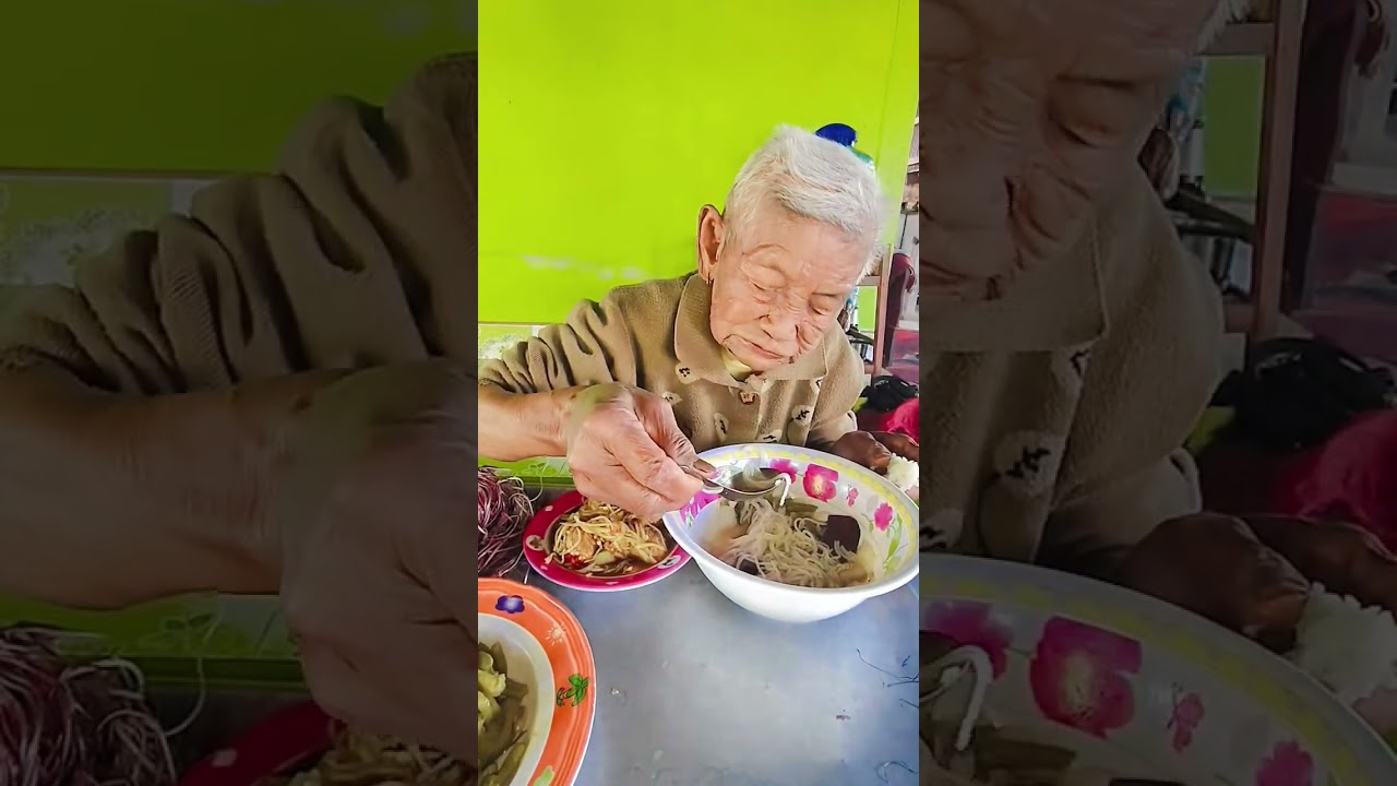 คุณยายกินข้าวเหนียวกับขนมจีน #buapan #food #คุณยายกินข้าว