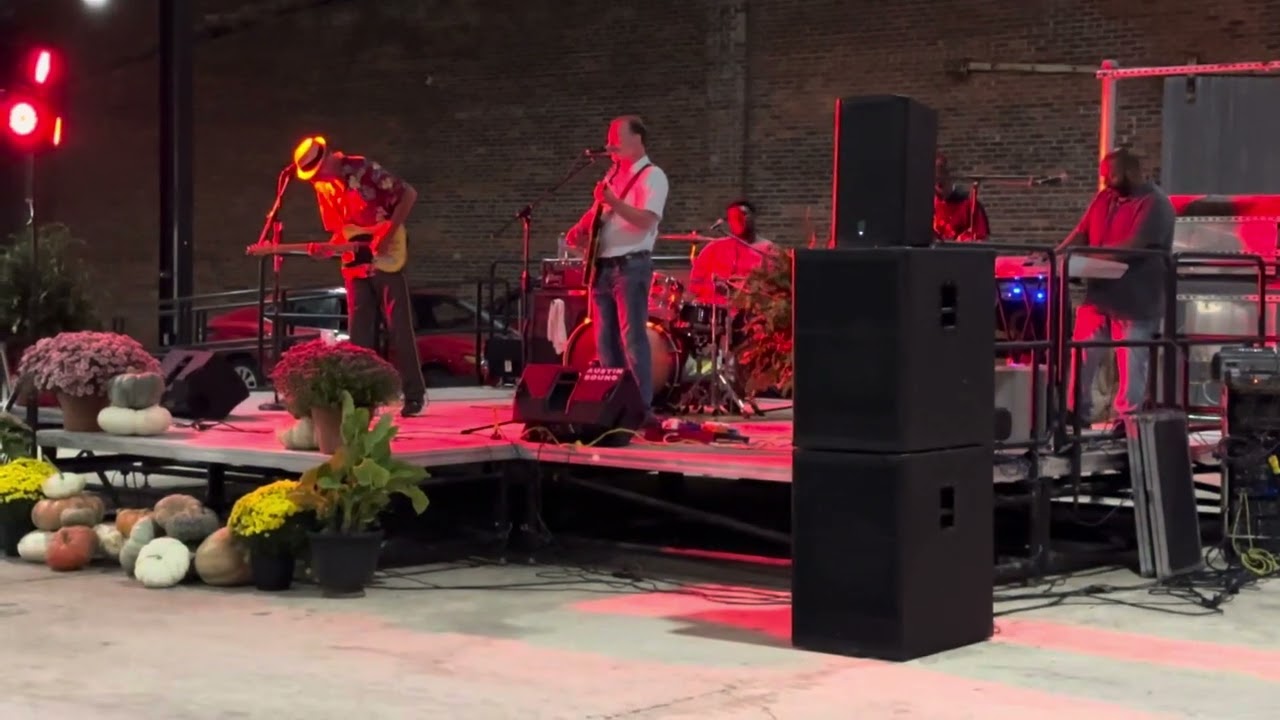 Tennessee Whiskey - Legends of The Blues live at PACT