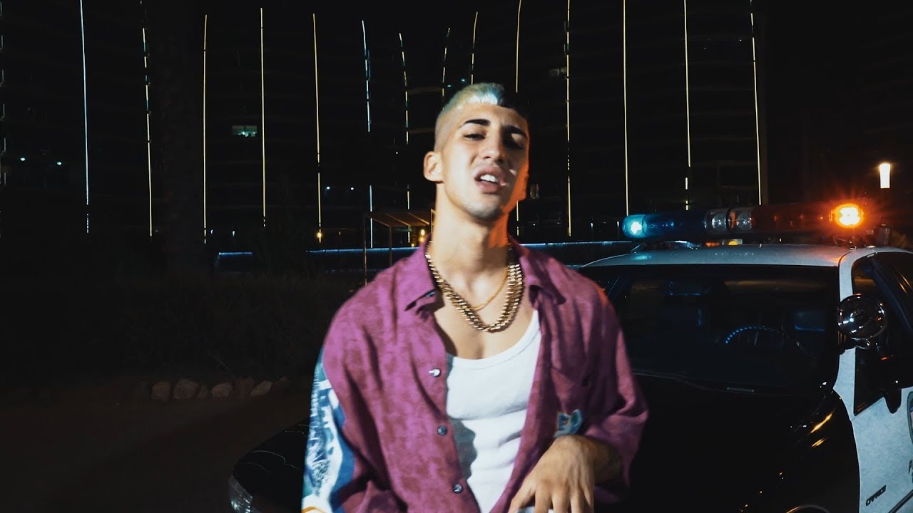 Love Y-i Valvanne - LIL PAMP (Video Oficial)