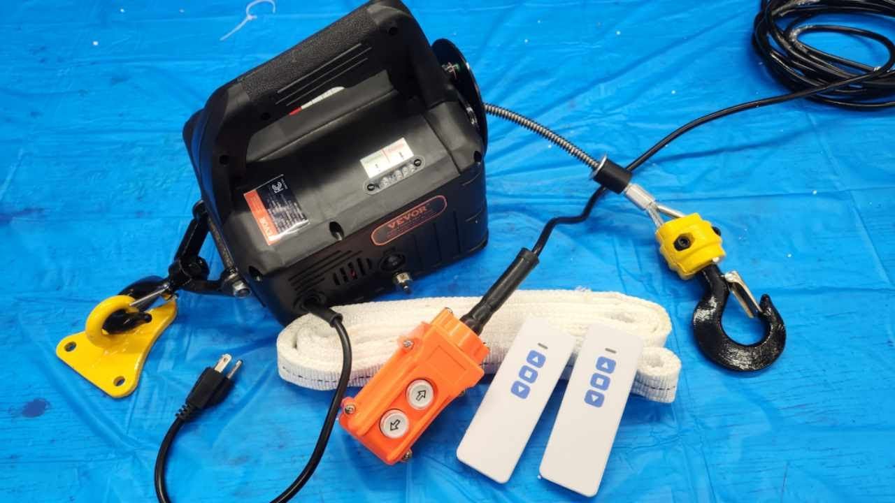 VEVOR 3-in-1 Electric Hoist Winch, 1100lbs 1500W Portable 110V