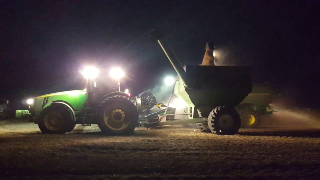Johndeere s670 combine with a 35 foot mcdon draper header harvisting soybeans