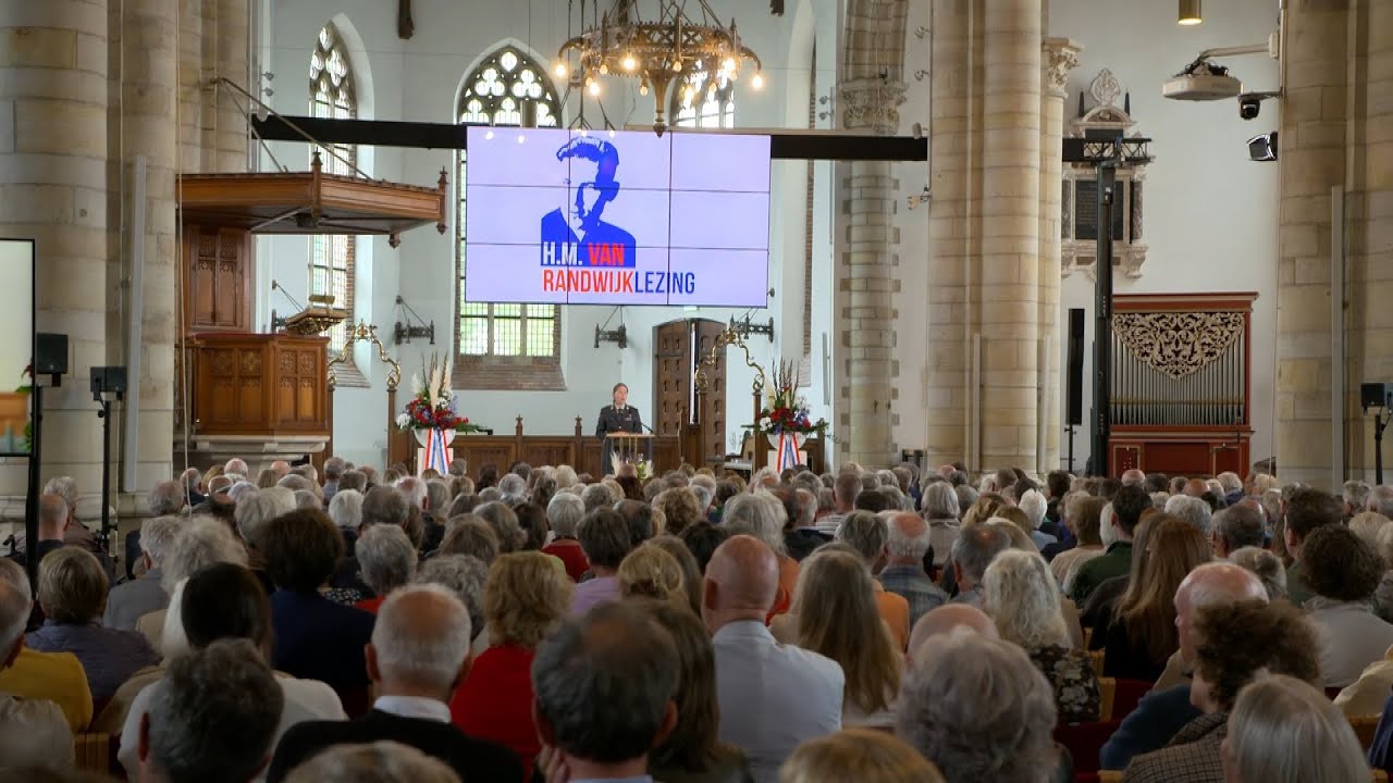 Van Randwijklezing 2025, door Hanke Bruins Slot