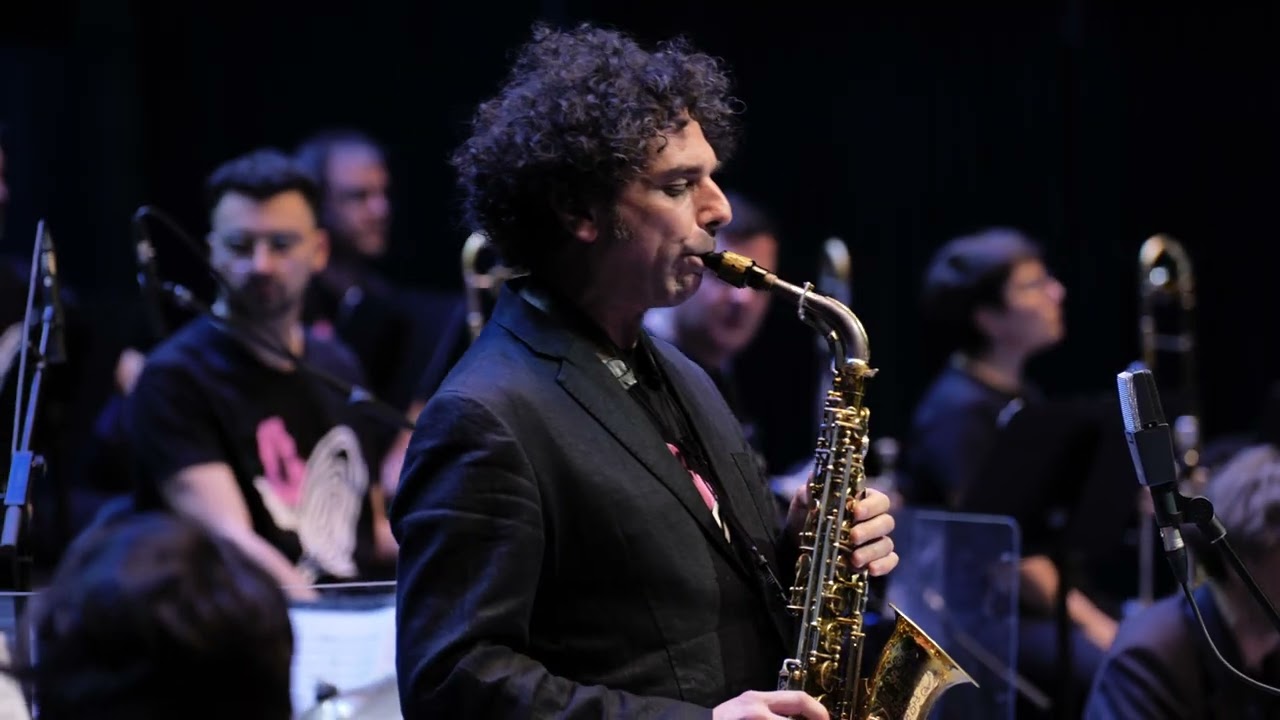 Orquestra Jazz de Matosinhos: Make Me Smile - Bob Brookmeyer