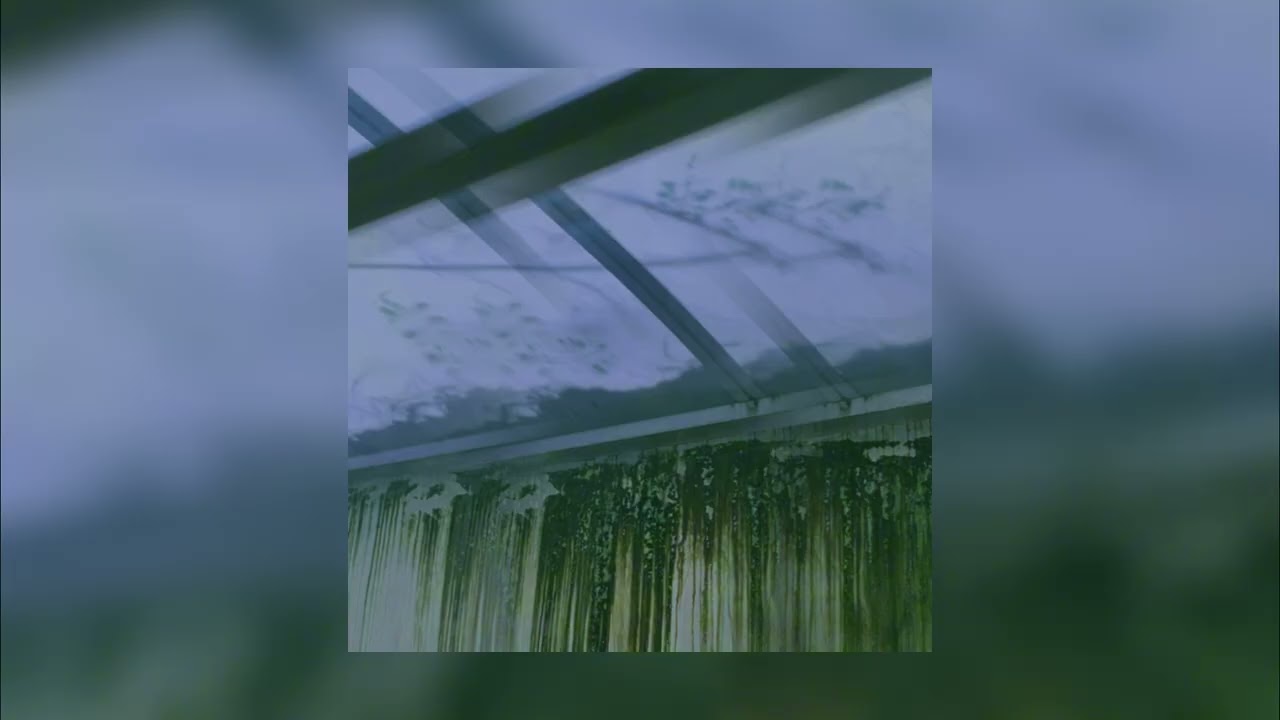 SecretWeapon. - Destroying Myself And Every Person I've Ever Loved (Free to use horror music)