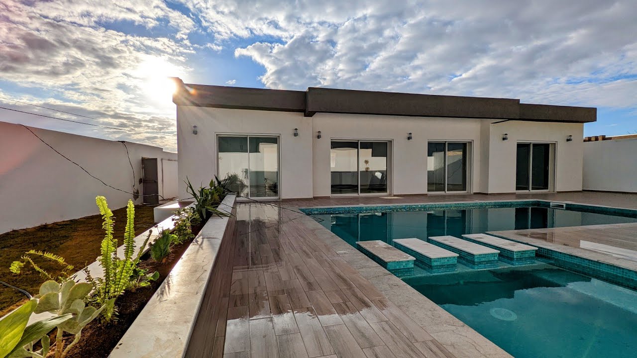 Villa NOVA F4 avec piscine a vendre à Djerba Tunisie@royalimmodjerba