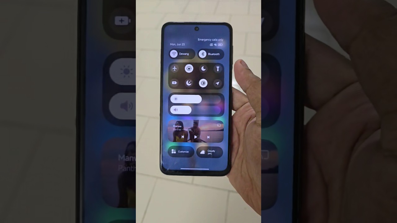 One UI 7 Quick Settings on HyperOS 2 😂 #samsung #xiaomi #redmi #poco #oneui7 #hyperos