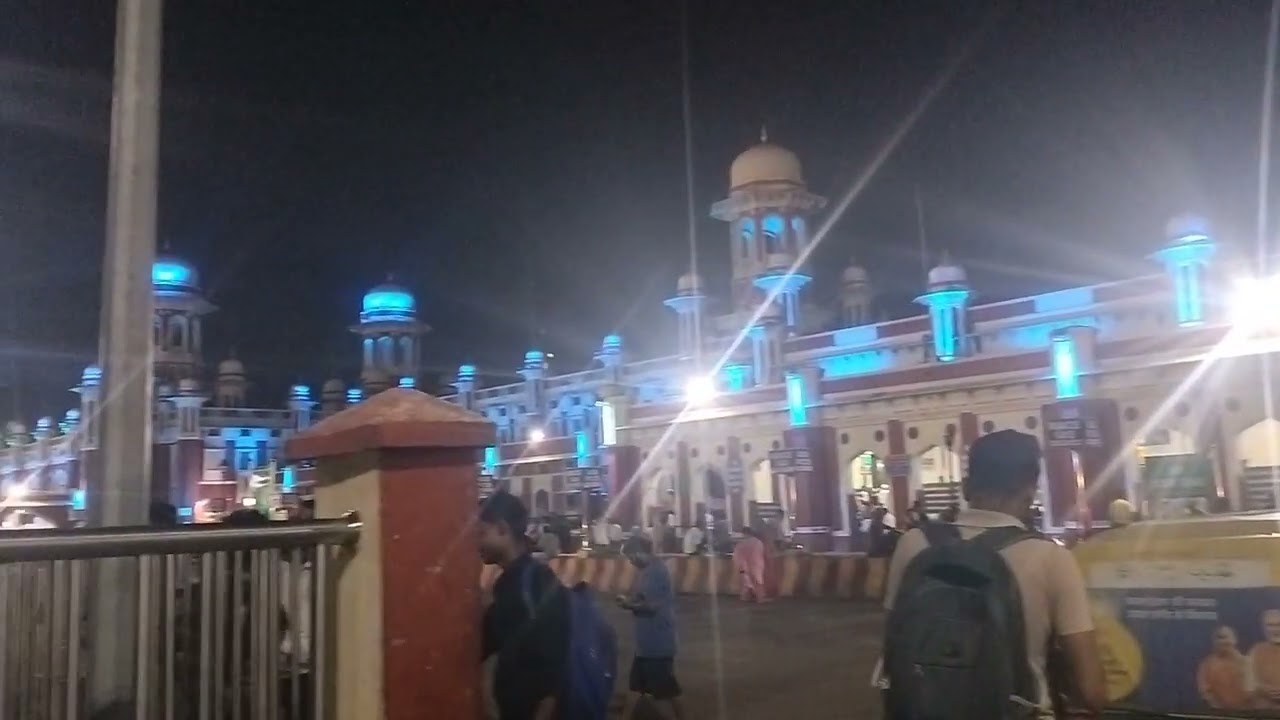 Lucknow charbagh red light #price 500#viralvideo