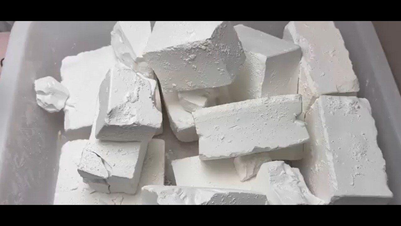 Satisfying crush full cr @ChaBa_asmr #asmrcrunchy #gymchalk #chalk  #Jumbo @unwindmind1asmr