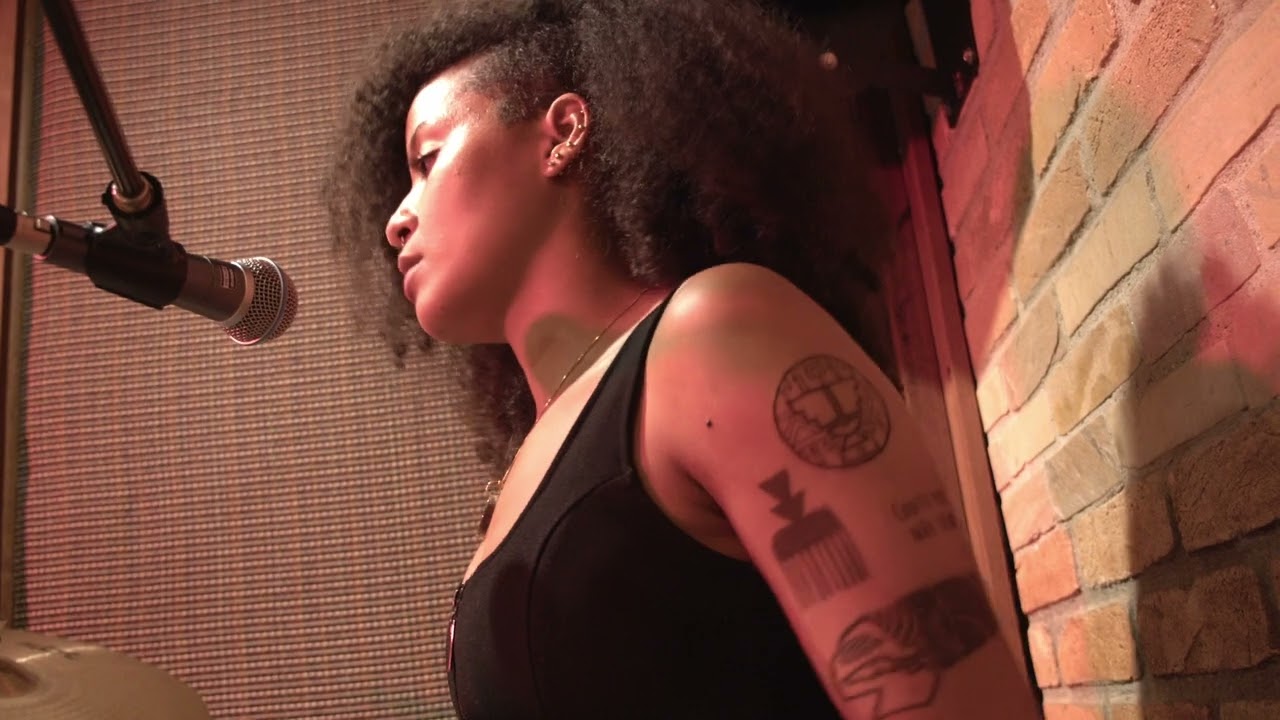 Funmilayo Afrobeat Orquestra - Foz (Visualizer Oficial)