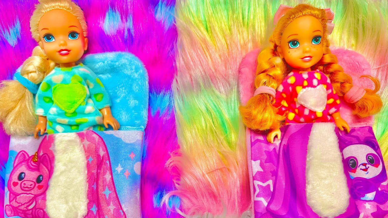 Elsa and Anna toddlers sleepover and slime