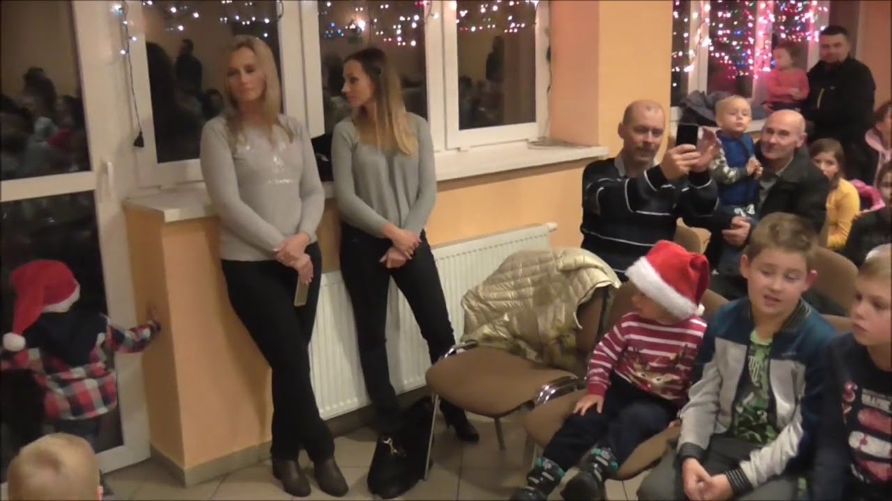 Święty Mikołaj w sali OSP 06 12 2017a