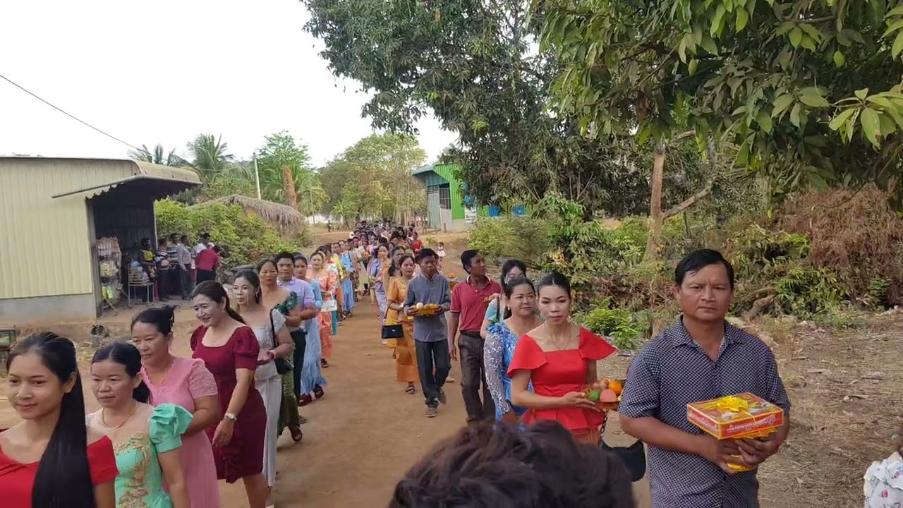 ហែជំនូនពេលព្រឹក Traditional Khmer wedding