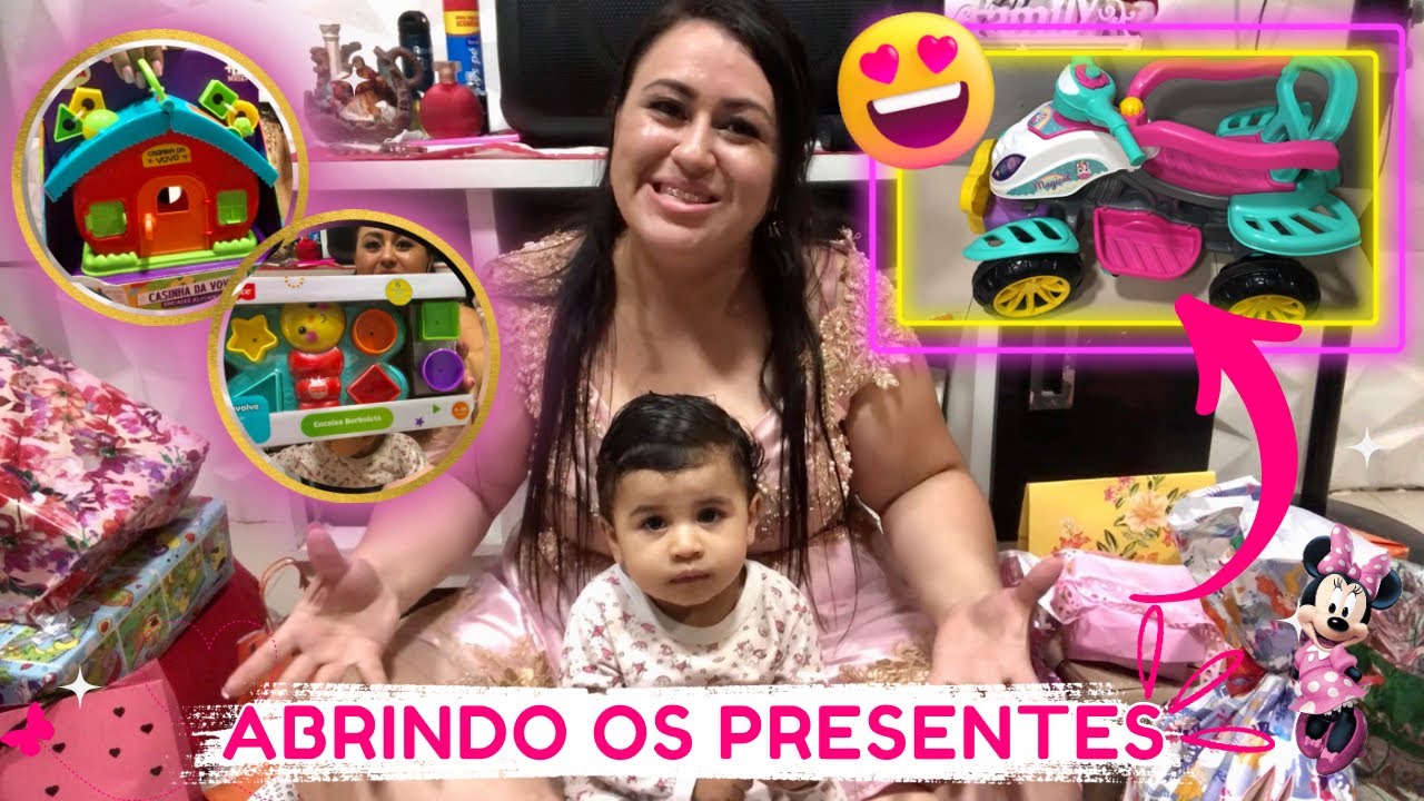 ABRINDO OS PRESENTES DA FESTA MINNIE ROSA | 1 ano da Ana Livia
