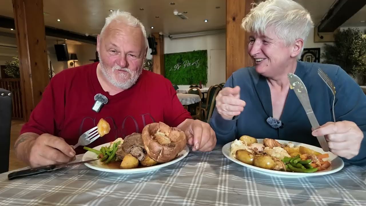 Filmed Today! Sunday Lunch at Guy's Thatched Hamlet, Outtakes, Bloopers & Fcuk up's #Bilsborrow