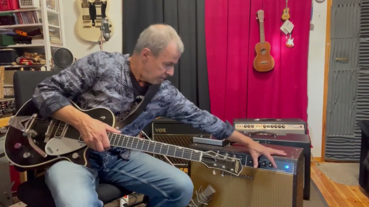 Janne Louhivuori demoes the Bluetone Black King Reverb
