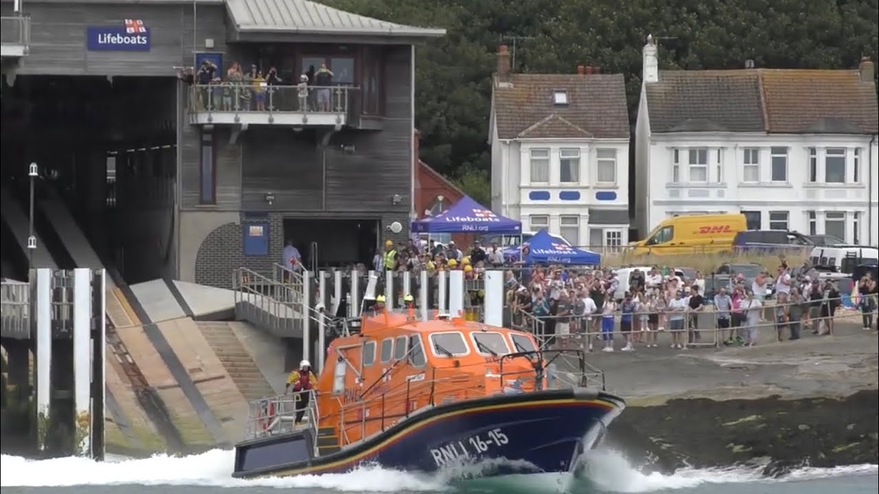Shoreham Harbour RNLI Lifeboat Open Day 2025
